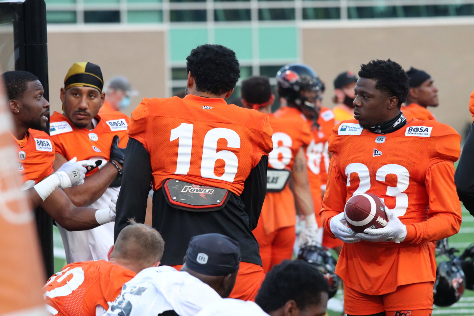 Wideouts Practice Receivers Burnham Durant Bench