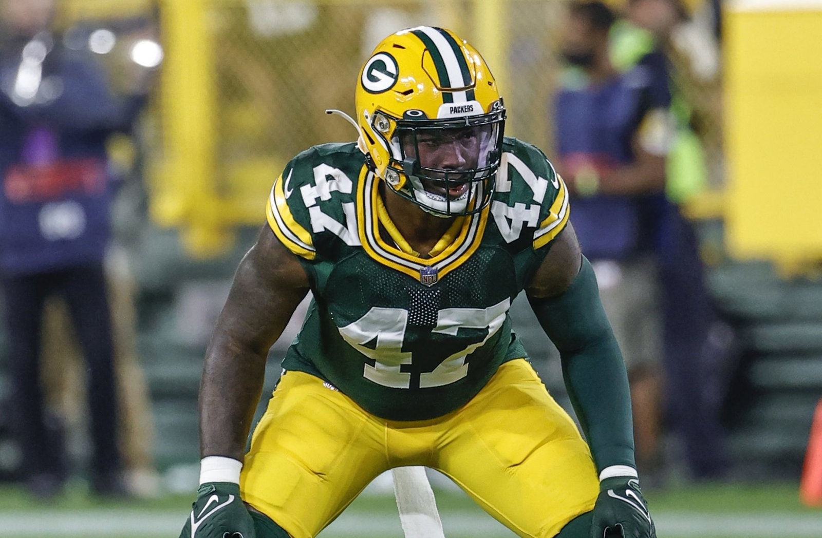 Winnipeg Blue Bombers sign former NFL pass rusher Chauncey Rivers ...