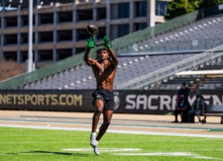 Top-ranked Canadian receiver Nick Cenacle performs for CFL, NFL scouts at Hawaii pro day